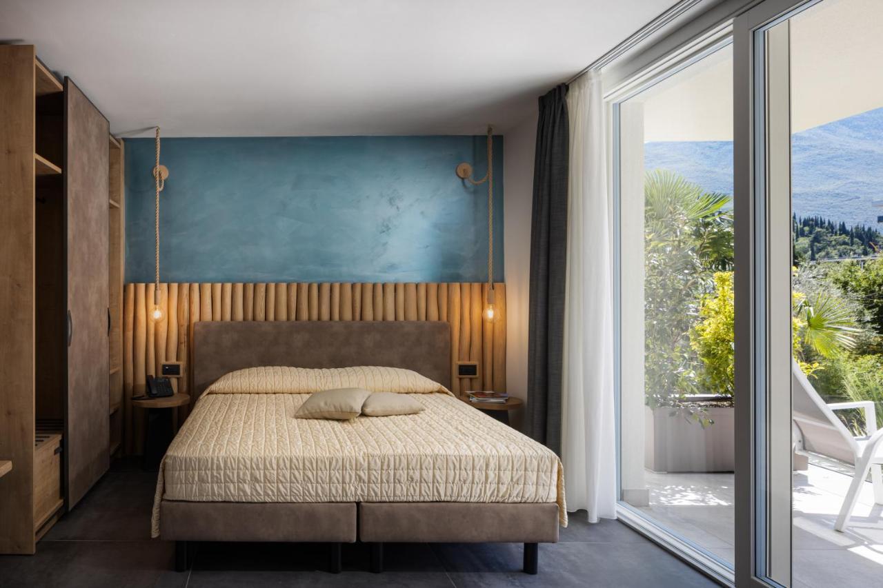 Aris Apartments & Sky Pool - Tonelli Hotels - Adult Friendly 리바 델 이탈리아 베로나 외부 사진