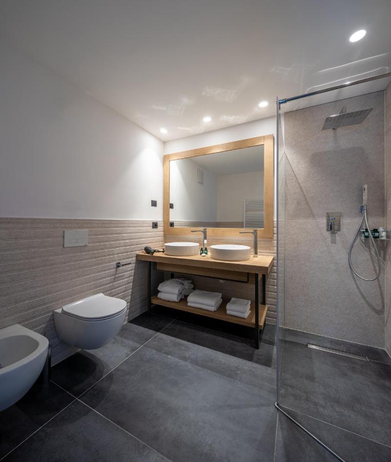 Aris Apartments & Sky Pool - Tonelli Hotels - Adult Friendly 리바 델 이탈리아 베로나 외부 사진
