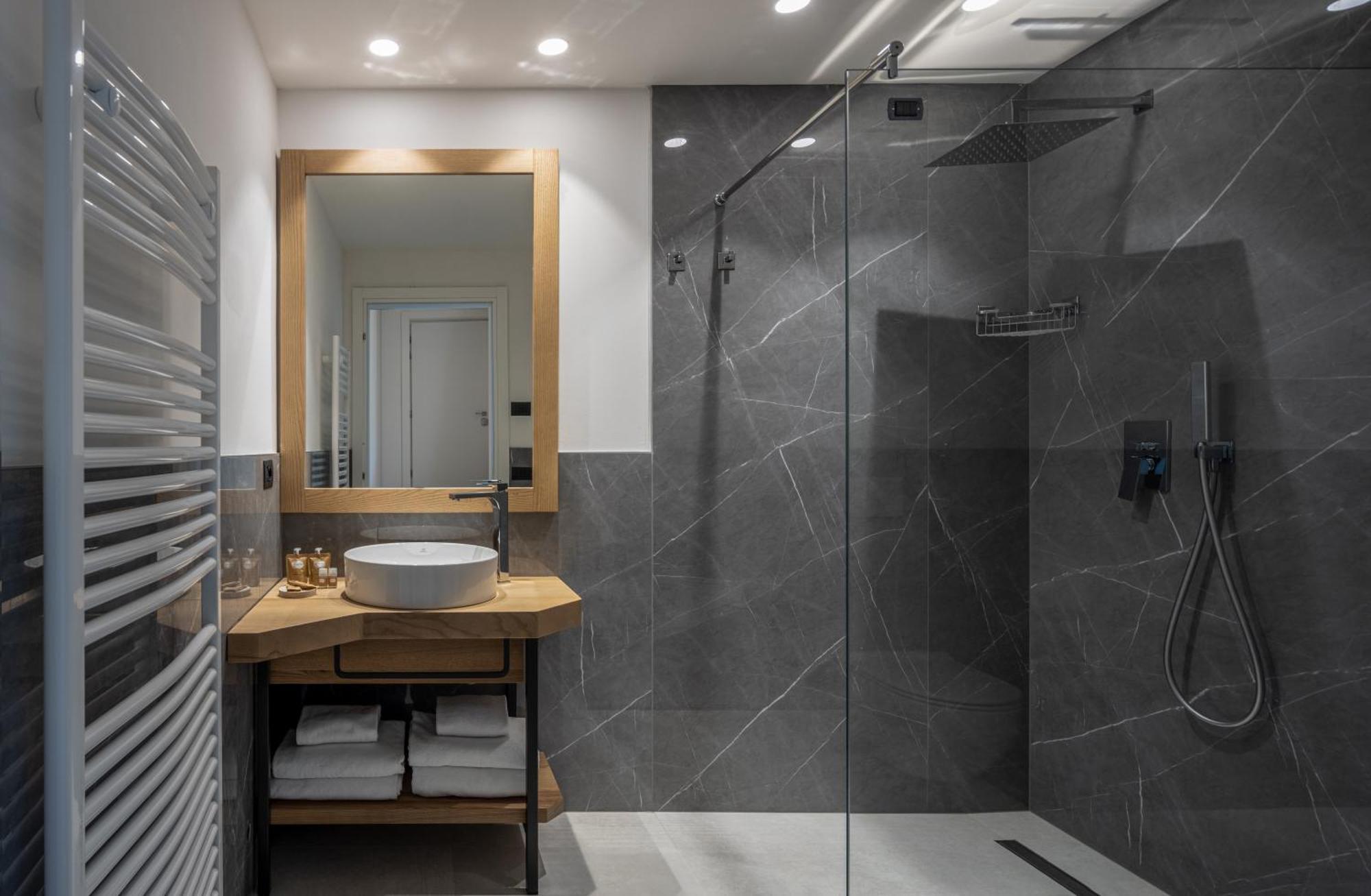 Aris Apartments & Sky Pool - Tonelli Hotels - Adult Friendly 리바 델 이탈리아 베로나 객실 사진